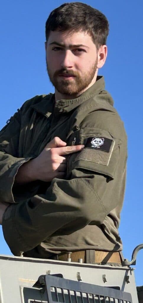 Liav Kababia wearing an IDF uniform in a portrait photo
